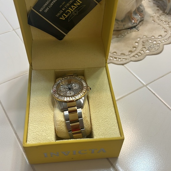Invicta Watch - Picture 2 of 5